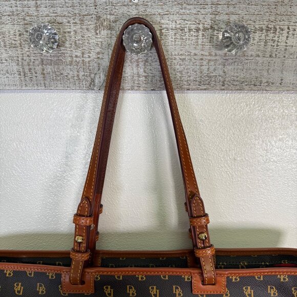 Dooney & Bourke Guetta Large Tote Bag Brown Tan Trim Leather DB Logo Monogram - Picture 10 of 15